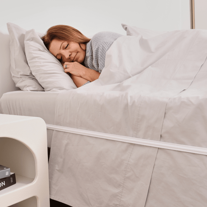 Bed Snugger Blanket Holder